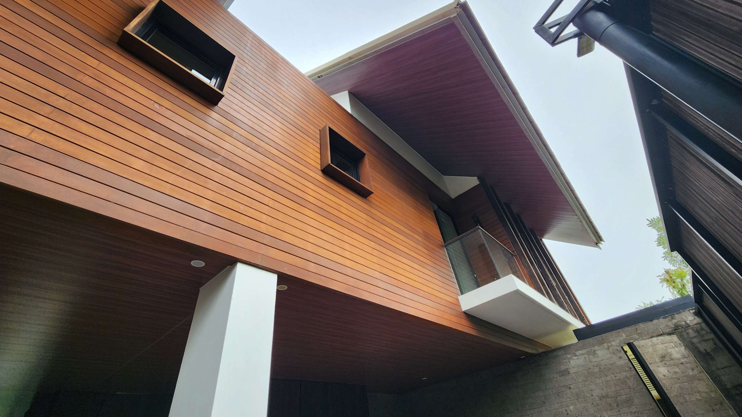 Spacious Luxury 4 Bedroom Freehold Villa in Sanur  - 2