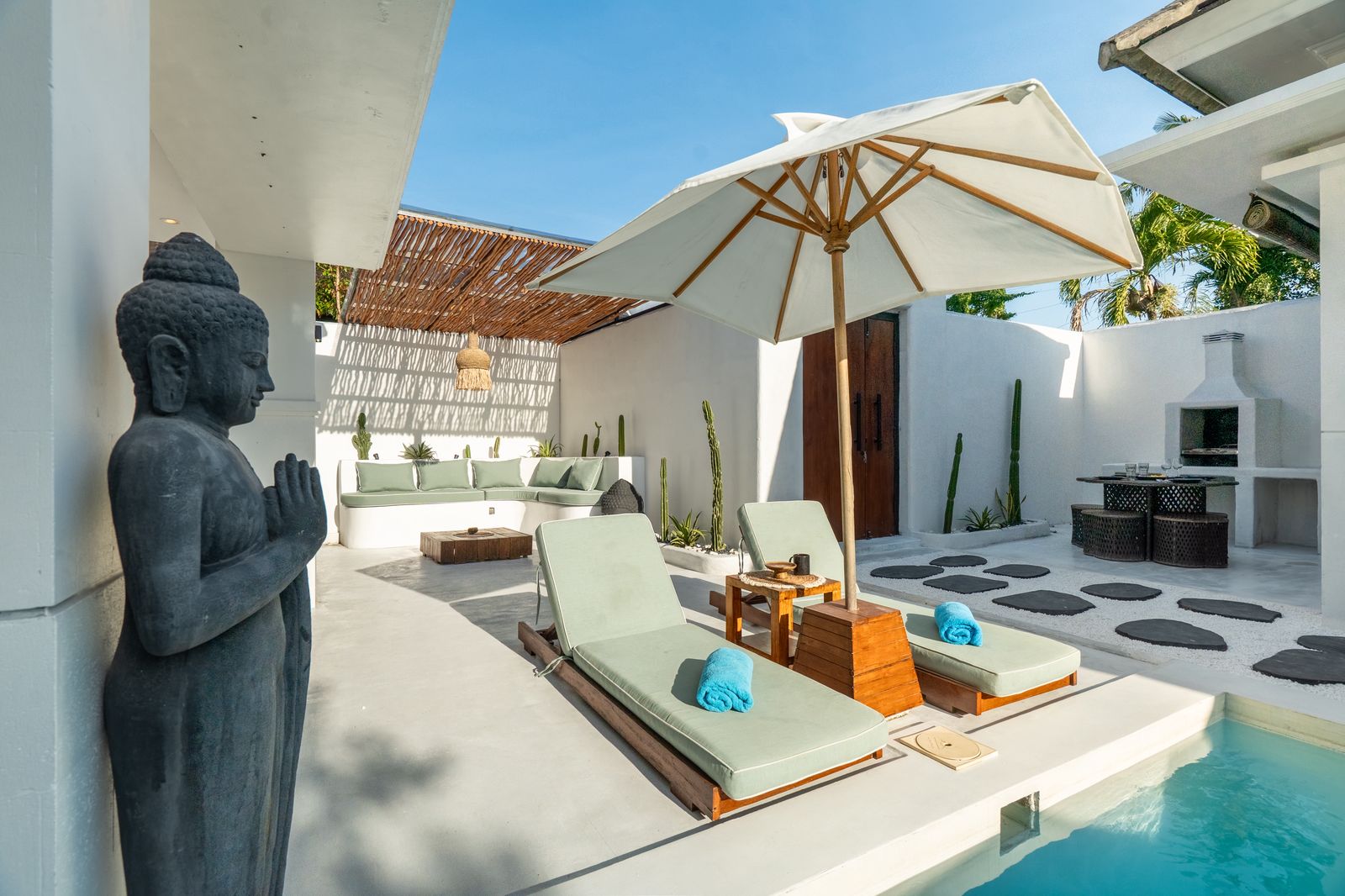 Modern 2 Bedroom Villa in Padonan