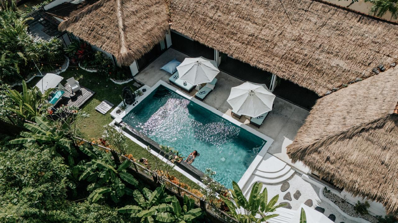 Spacious 4-Bedroom Private Villa in Buduk, Mengwi  - 2