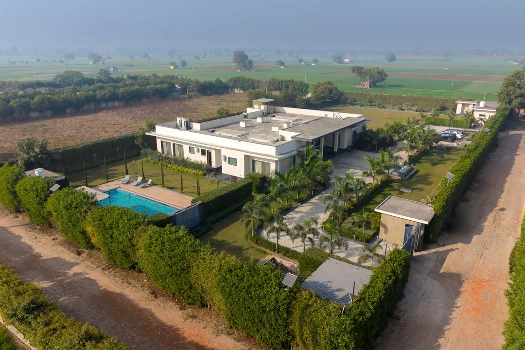 FARM HOUSE