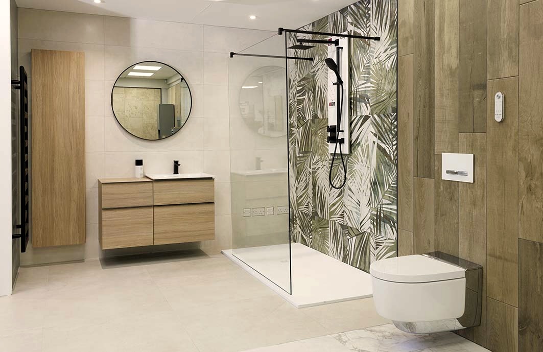 Wood-effect tile shower display, Foxwood Ceramics showroom