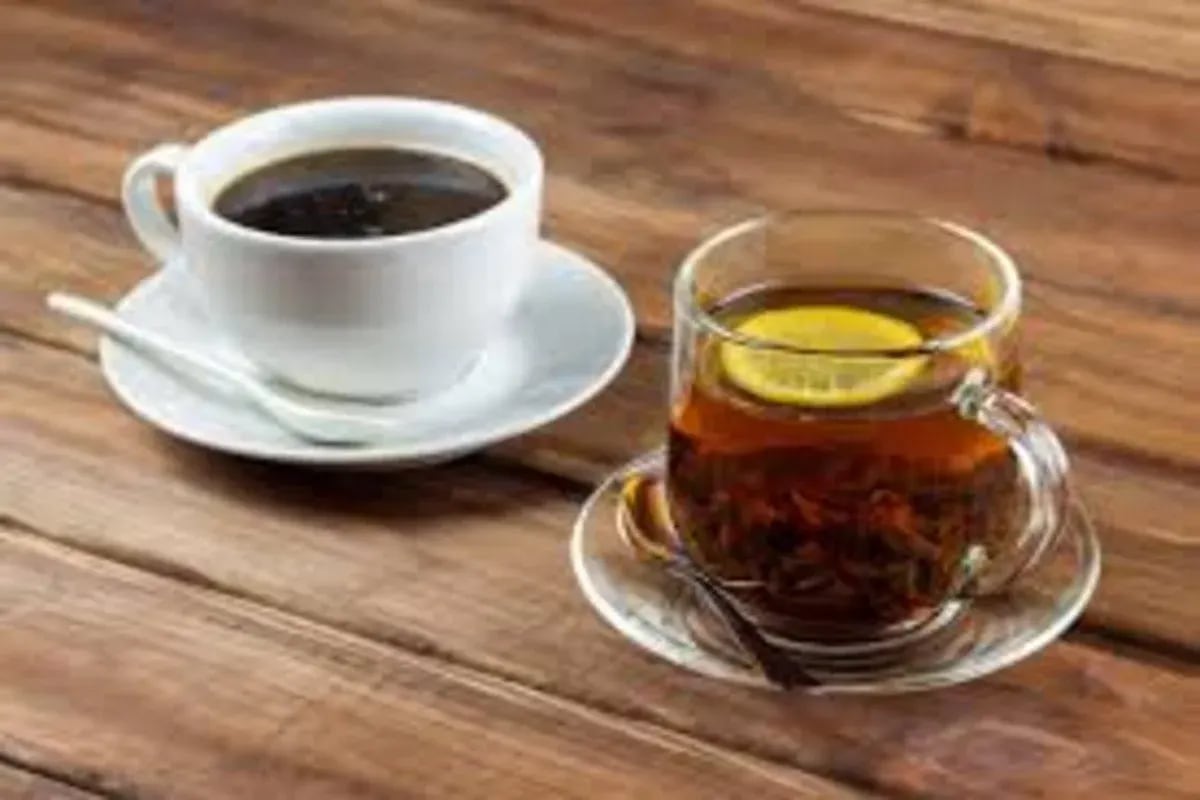 Why Are So Many People Switching to Herbal Tea and Black Coffee?