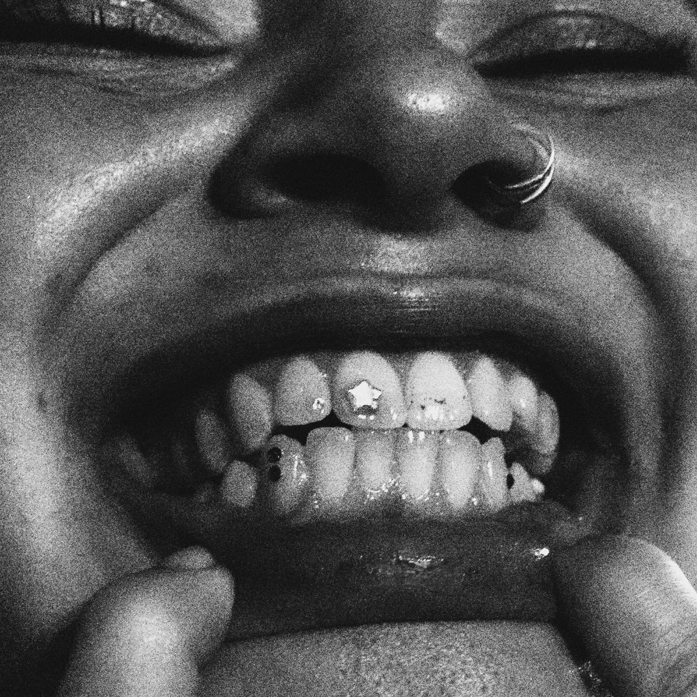 Fred again.. - you’re a star (feat. Amyl and the Sniffers) Lyrics