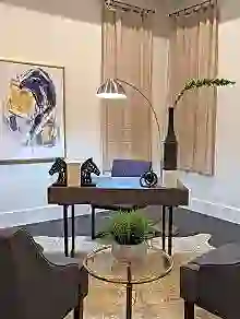 /Elegant Office