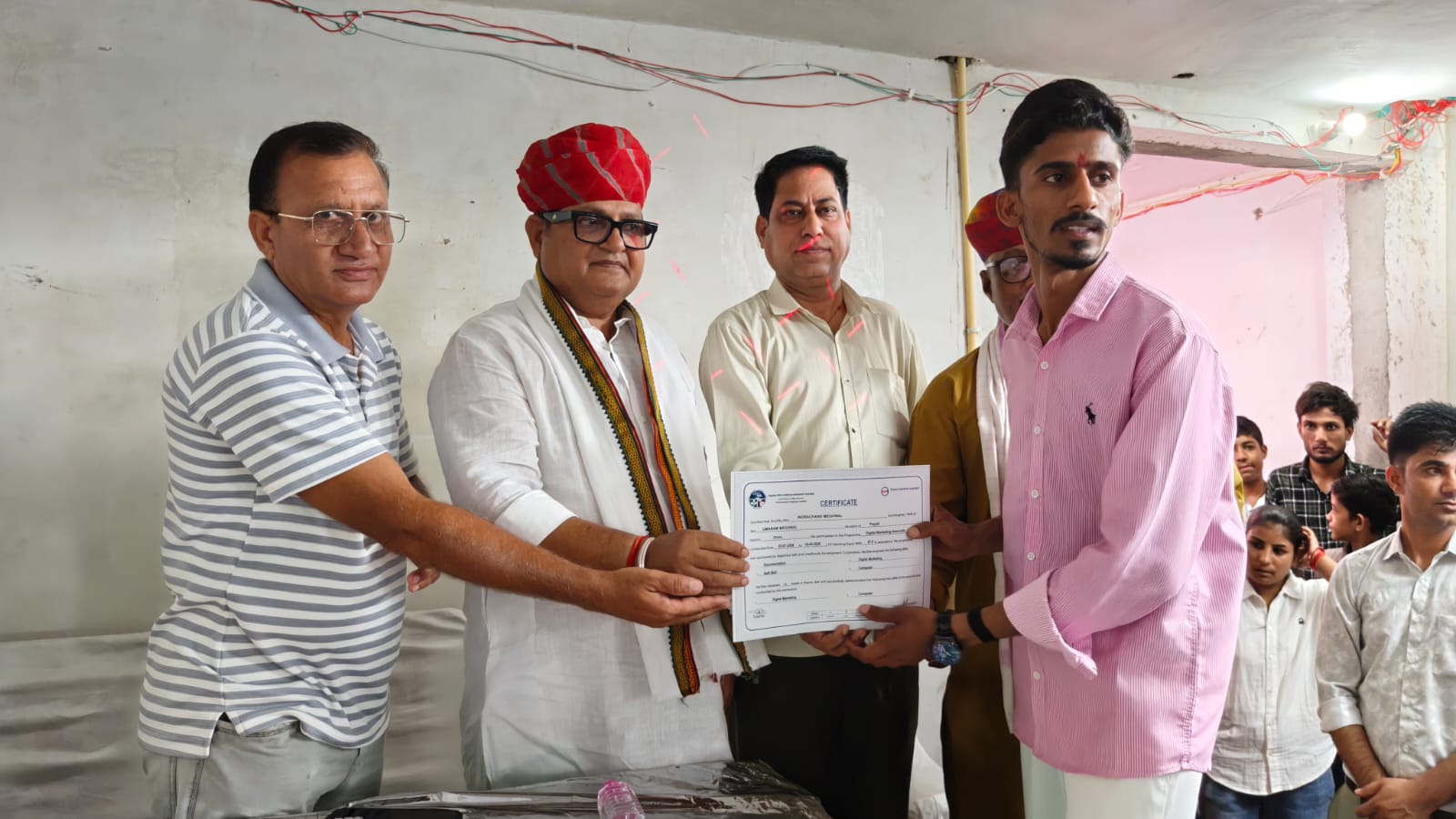 लक्ष्य निर्धारण ही सफलता की पहली सीढ़ी : महर्षि