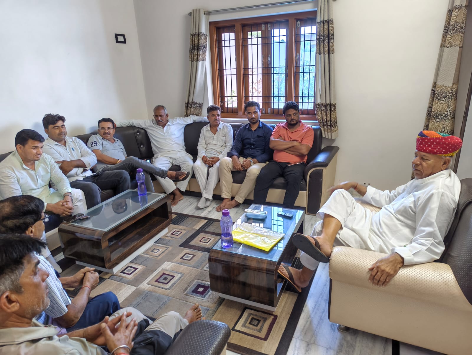 रतनगढ़ विधायक गोदारा ने क्षेत्रवासियो की सुनी समस्याएं - अधिकारियो के दिए आवश्यक दिशा निर्देश 