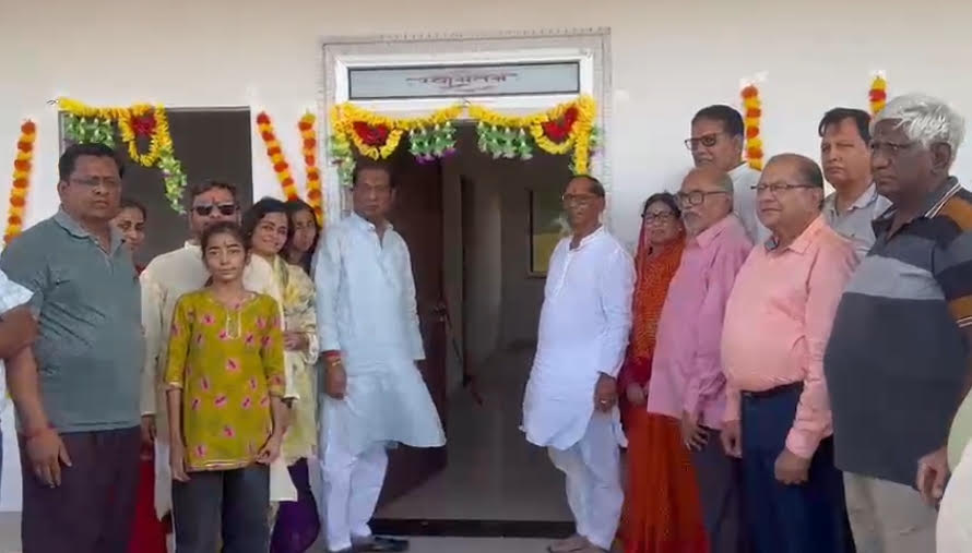  अपना घर आश्रम मे अतिथि गृह का हुआ लोकार्पण व वृद्धाश्रम का हुआ शिलान्यास