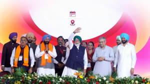 PM मोदी बोले- पंजाब में बिगड़ रही कानून व्यवस्था