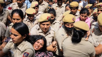 CEC Gyanesh Kumar Protest दिल्ली में घमासान, मुंबई में उत्सव