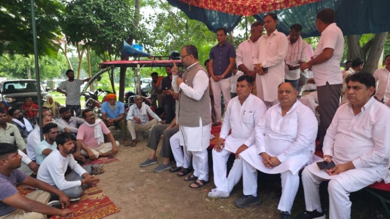 Ambala MP Varun Chaudhary supporting sanitation workers protest in Panchkula Haryana along with Congress leaders for their key demands