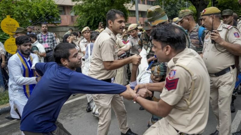 Delhi Police May Cancel Passports of CJP Riot Accused