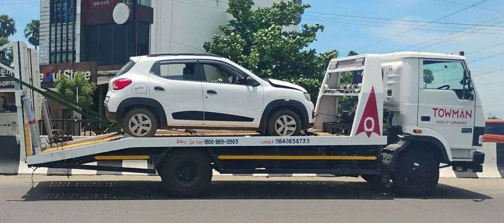 Flatbed Tow Truck
