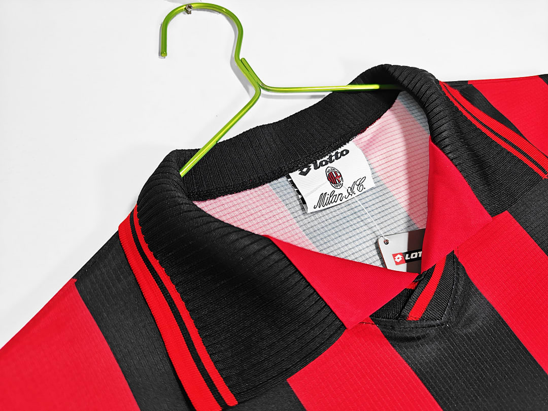 1997 98 Season AC Milan Milan Milan thumbnail 3