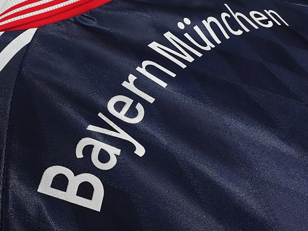 Long Sleeve 1997 99 Season Bayern MunichHome 3B thumbnail 11
