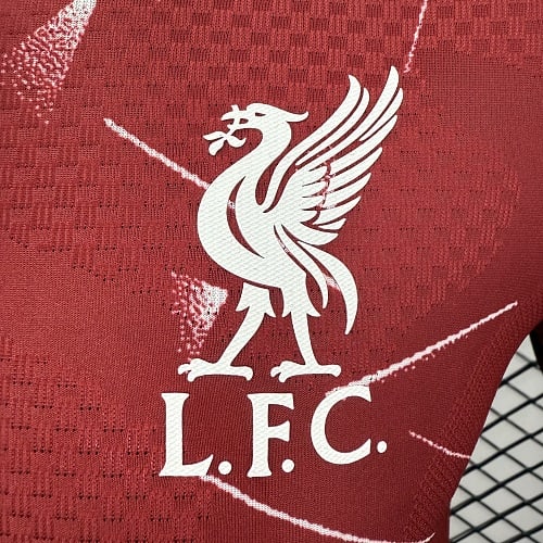Liverpool FC Local 2025-2026 thumbnail 3