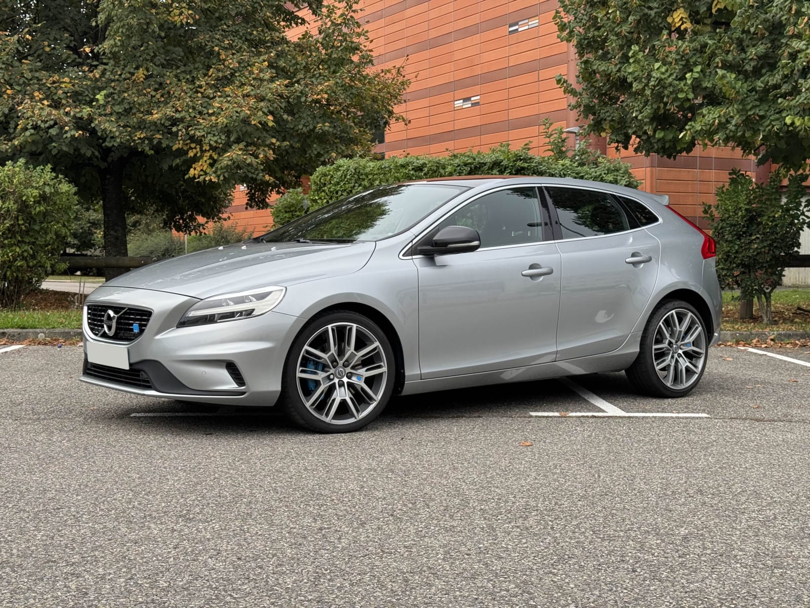 Volvo V40