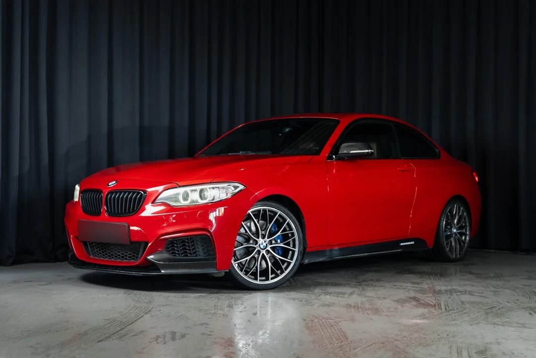 BMW M235
