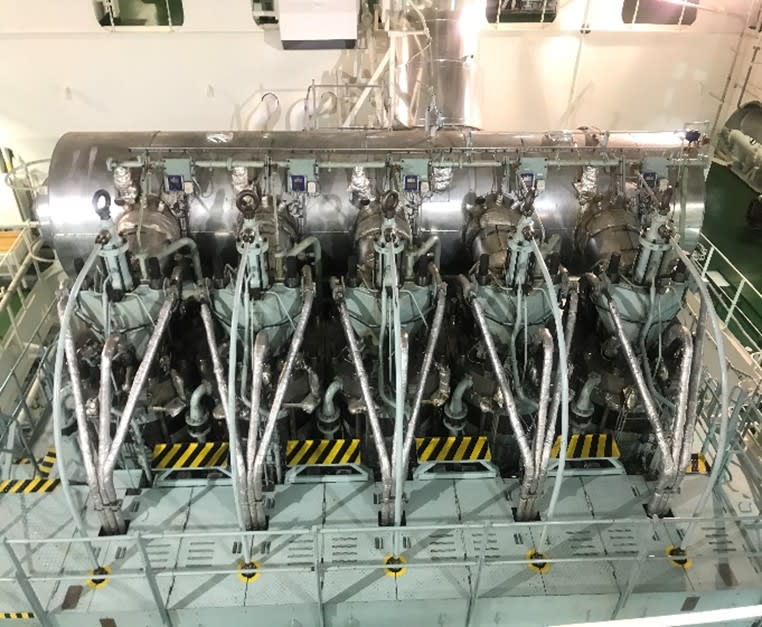 Dieselmech Group Uniflow retrofit kit for main engine ship engine repair project