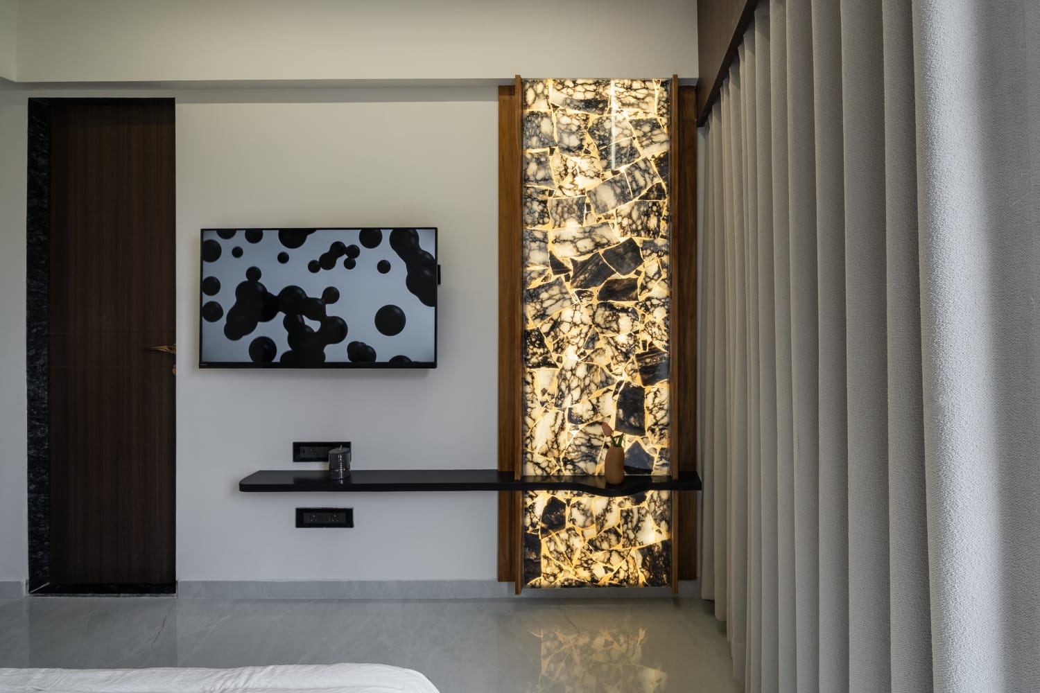 Niravbhai Residence, view 15