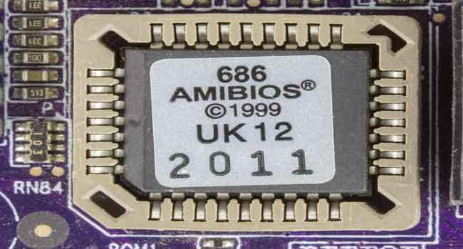 chip UEFi BIOS AMI