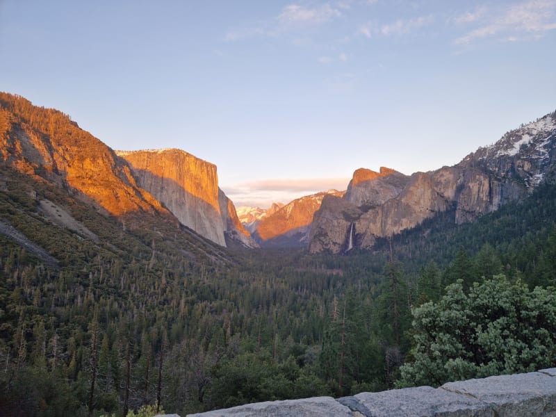 Tunnel View - Beautiful Yosemite Golden Hour Spot