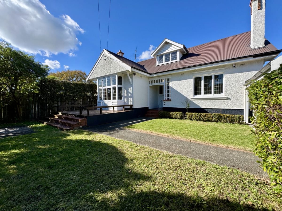 35 Cornwall Park Avenue, Epsom, Auckland - image 1