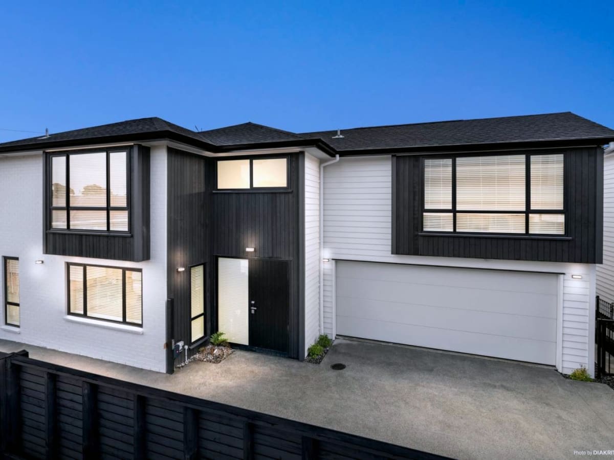 16A Eaton Road, Hillsborough, Auckland - image 1