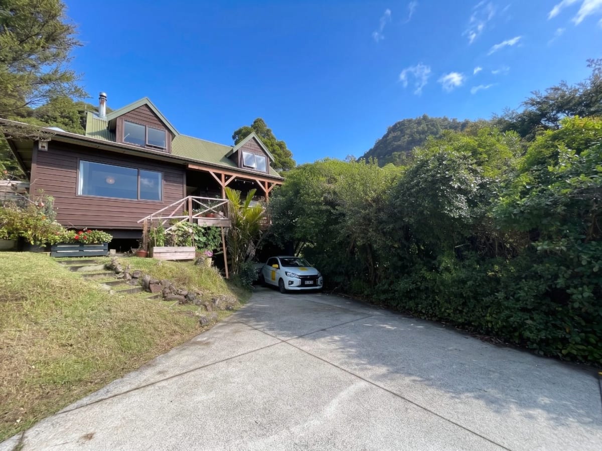 165 Lone Kauri Road, Karekare, Auckland - image 1