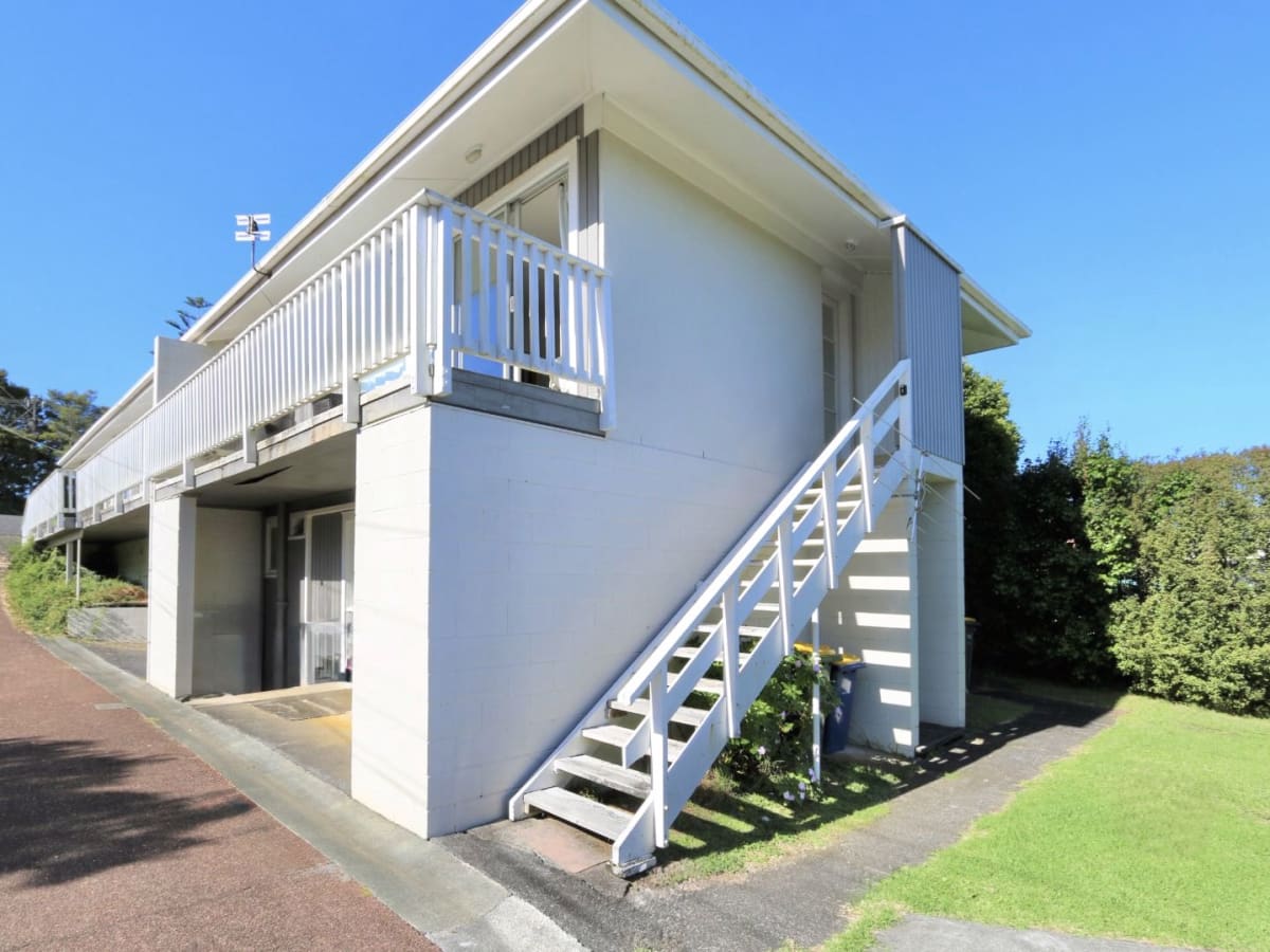 231 E Titirangi Road, Titirangi, Auckland - image 1