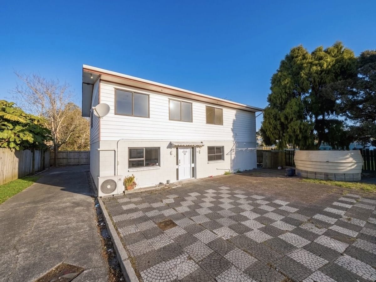 74B May Road, Mount Roskill, Auckland - image 1