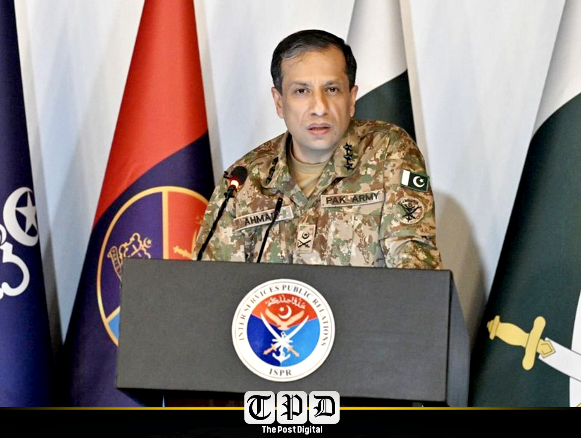 لیفٹیننٹ جنرل احمد شریف چوہدری کا کہنا ہے کہ پانچ برسوں میں 40 ہزار سے زائد انٹیلی جنس بیسڈ آپریشنز کیے گئے، دہشت گردی کے خلاف کارروائیاں بلاامتیاز جاری رہیں گی، افغانستان پر دہشت گردوں کی معاونت کا الزام بھی عائد۔