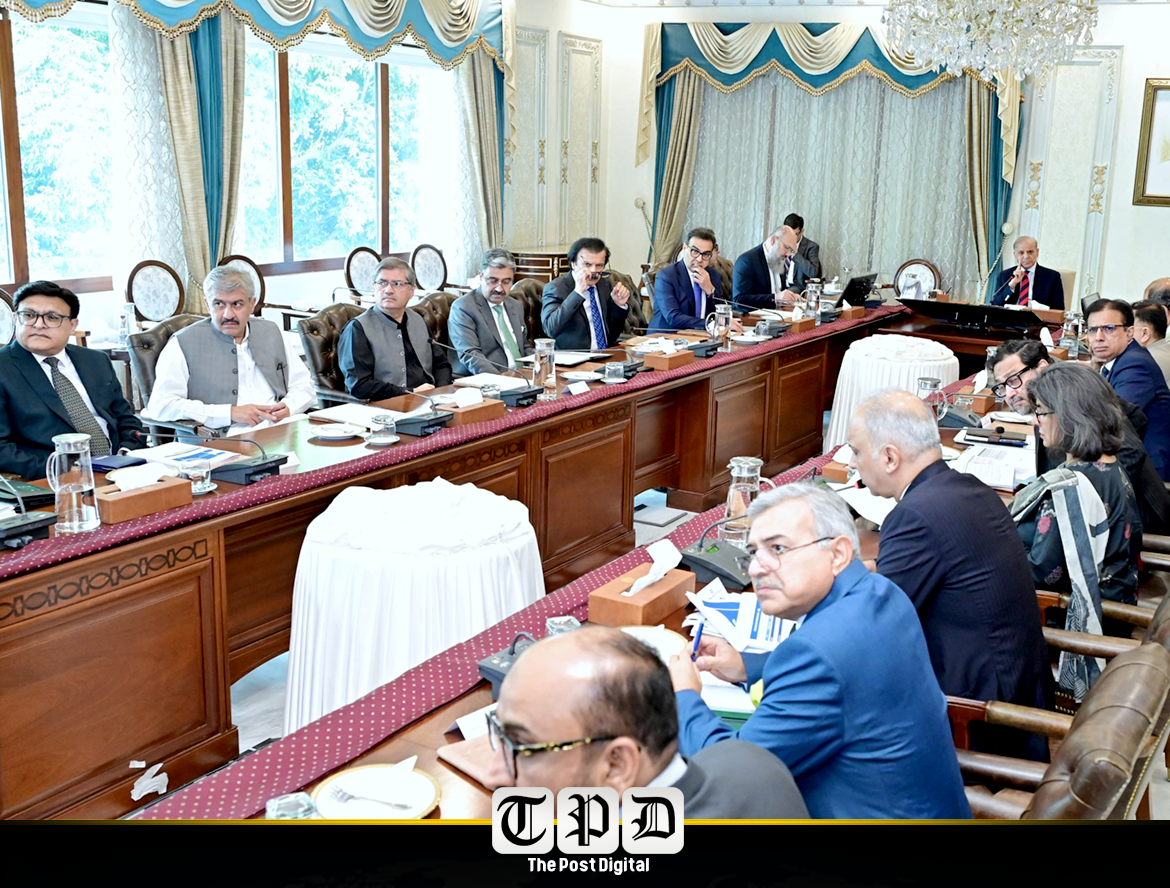 شہباز شریف نے نجکاری کے تمام مراحل مقررہ مدت میں مکمل کرنے کی ہدایت کردی، زرعی ترقیاتی بینک کی نجکاری کے باوجود کسانوں کو زرعی قرضوں کی فراہمی برقرار رکھنے پر زور۔