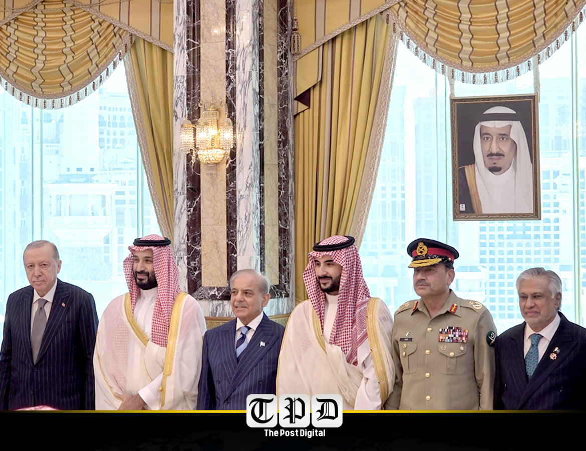 محمد بن سلمان، شہباز شریف اور رجب طیب اردوان نے "مکہ ڈیفنس جوائنٹ ایگریمنٹ" پر دستخط کر دیے، تینوں ممالک نے مشترکہ دفاعی تعاون کو مزید مضبوط بنانے کے عزم کا اظہار کیا