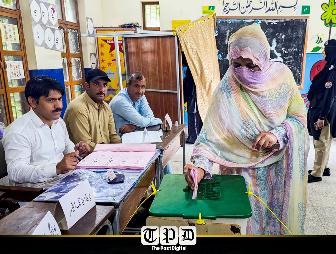 باغ اور حویلی کے 4 حلقوں میں ووٹنگ کا آغاز، سردار عتیق، سردار تنویر الیاس اور وزیراعظم فیصل راٹھور کی قسمت کا فیصلہ آج ہوگا
