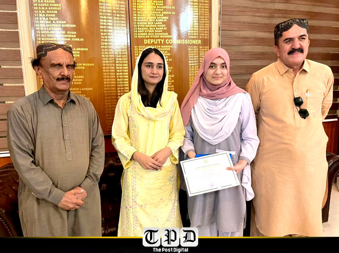 تقریری مقابلے میں 12 اسکولوں کے طلبہ و طالبات کی شرکت، نمایاں کارکردگی دکھانے والی طالبہ کے لیے منفرد اعزاز کا اعلان