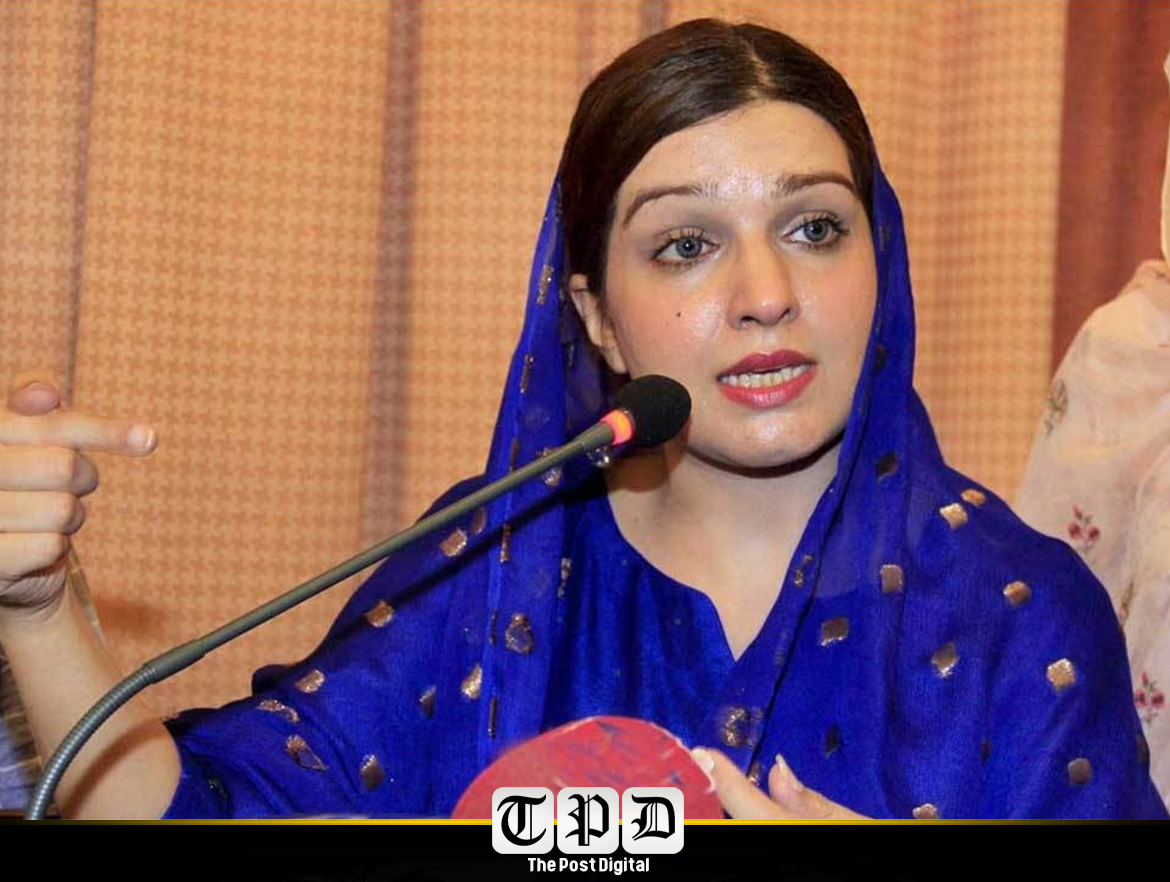 مشال ملک کا پمز انتظامیہ پر غفلت کا الزام، دعویٰ کیا کہ ان کے والد کو 2005 میں غلط دوا دی گئی تھی