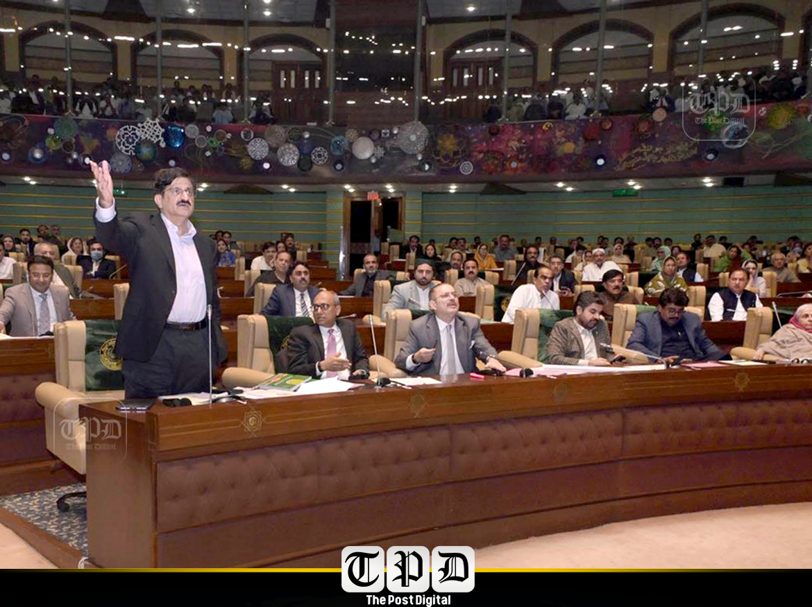 نثار کھوڑو کی قرارداد پر ایوان متحد، ’سندھ دھرتی ماں ہے‘ کے بینرز؛ مراد علی شاہ کا دوٹوک اعلان: سندھ تقسیم نہیں ہوگا