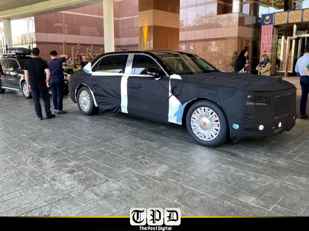 برکس اجلاس سے قبل خصوصی طیارے کے ذریعے پہنچائی گئی Hongqi N701 گاڑیوں کی تصاویر سوشل میڈیا پر وائرل