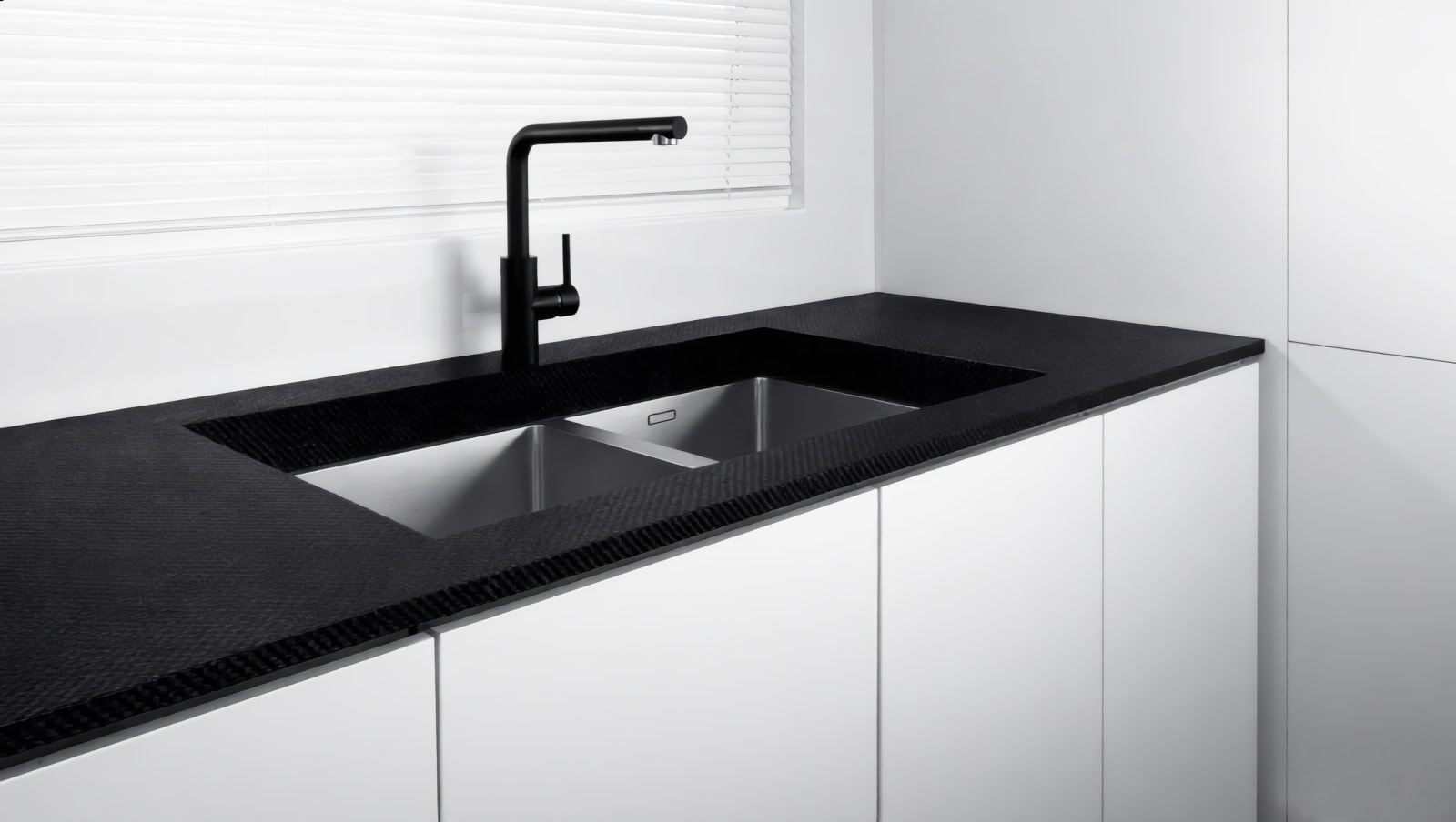 Double bowl marine sink