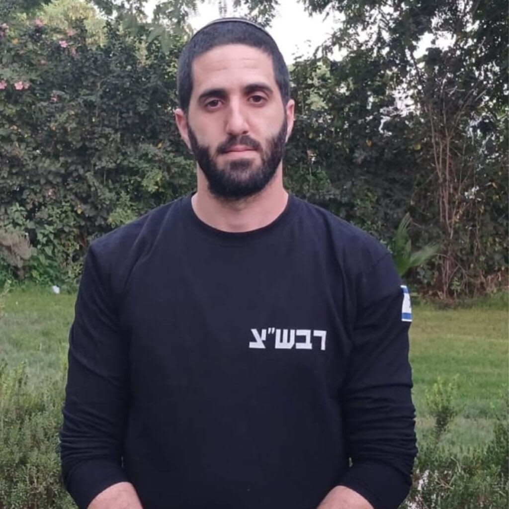 אליה בן שימול מדריך בדרך התקומה