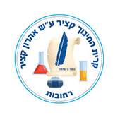 לוגו 18