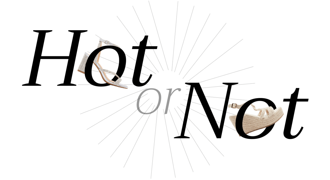 Zwei Glitzerschuhe in einem "Hot or Not"-Schriftzug
