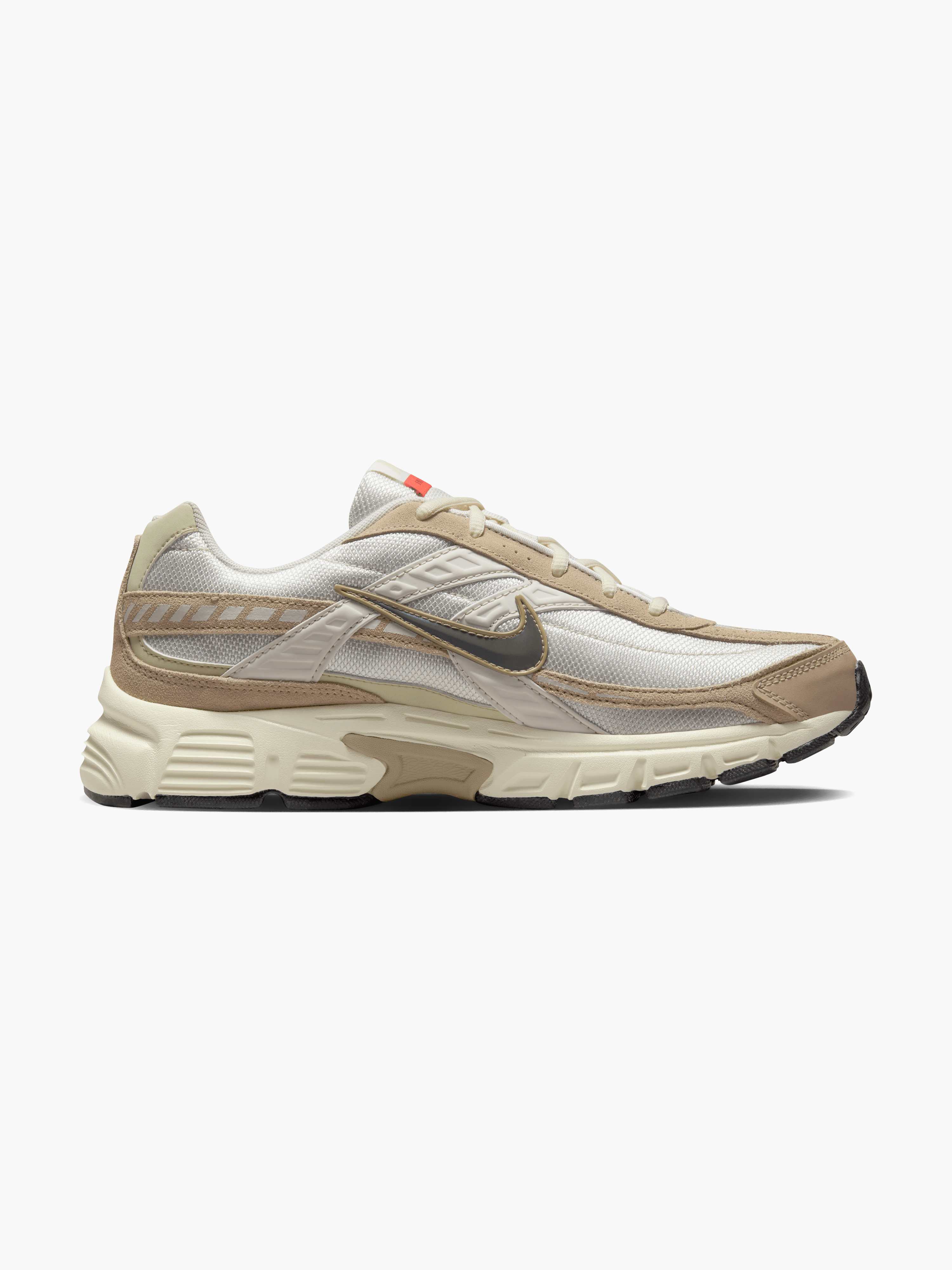 Grau-weißer Sneaker der Marke Nike