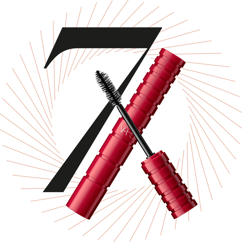 „Climax Mascara“ der Marke NARS, schwarze Ziffer 7 im Hintergrund