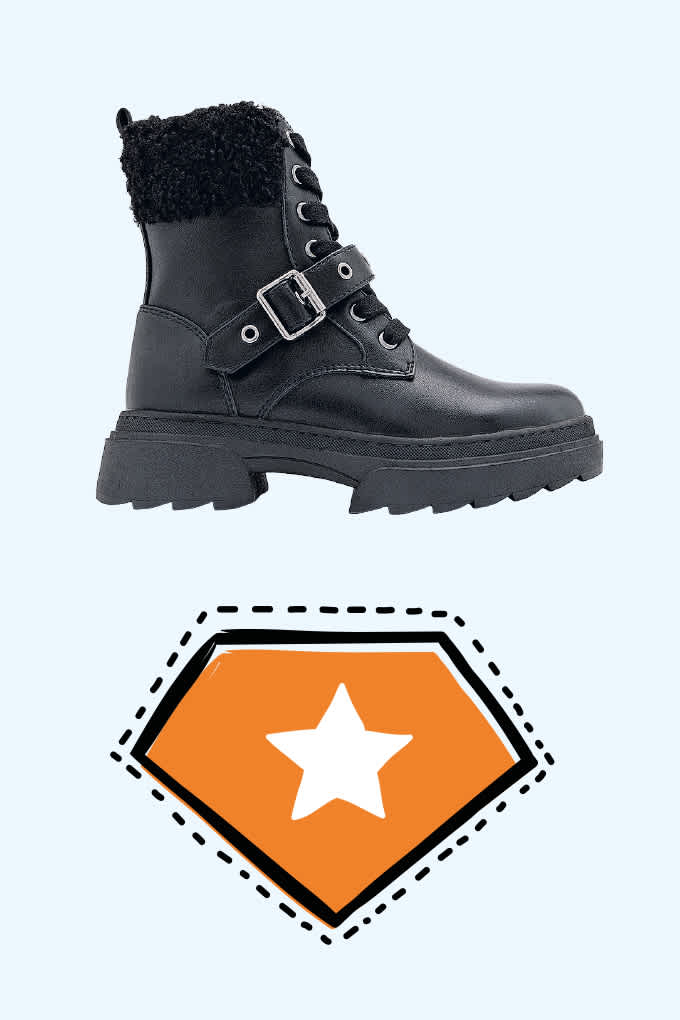 Schwarzer Ankle-Boot mit Fell-Applikation