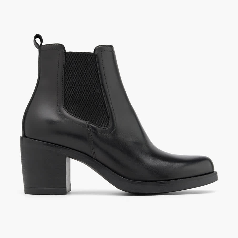 Schwarzer Ankle Boot mit Netzelement und Blockabsatz