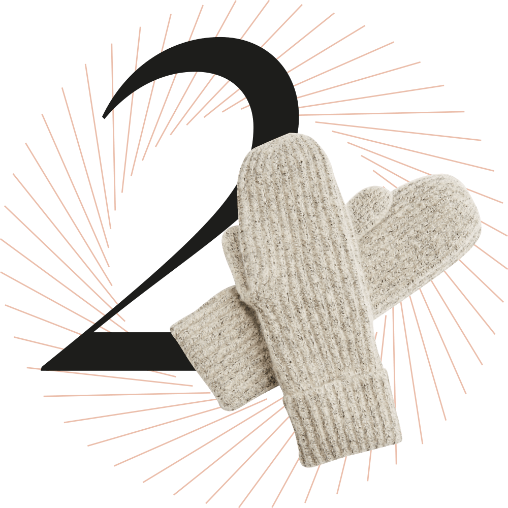 Ein Paar beiger Strickhandschuhe, schwarze Ziffer 2 im Hintergrund