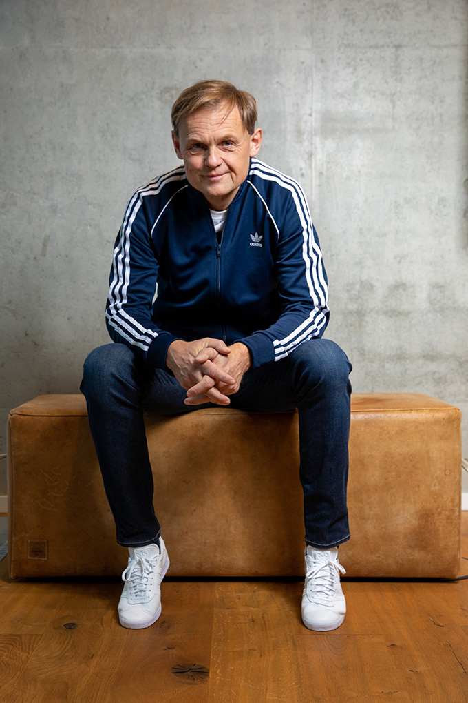 Ex-Fußballer und adidas-Manager Bjørn Gulden in Sportanzug