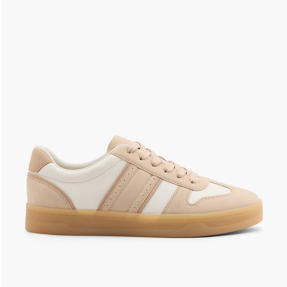 Hellbrauner Sneaker-Schuh mit heller Sohle