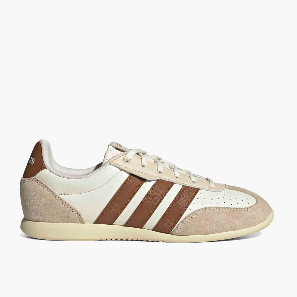Beiger Sneaker in Retro-Optik